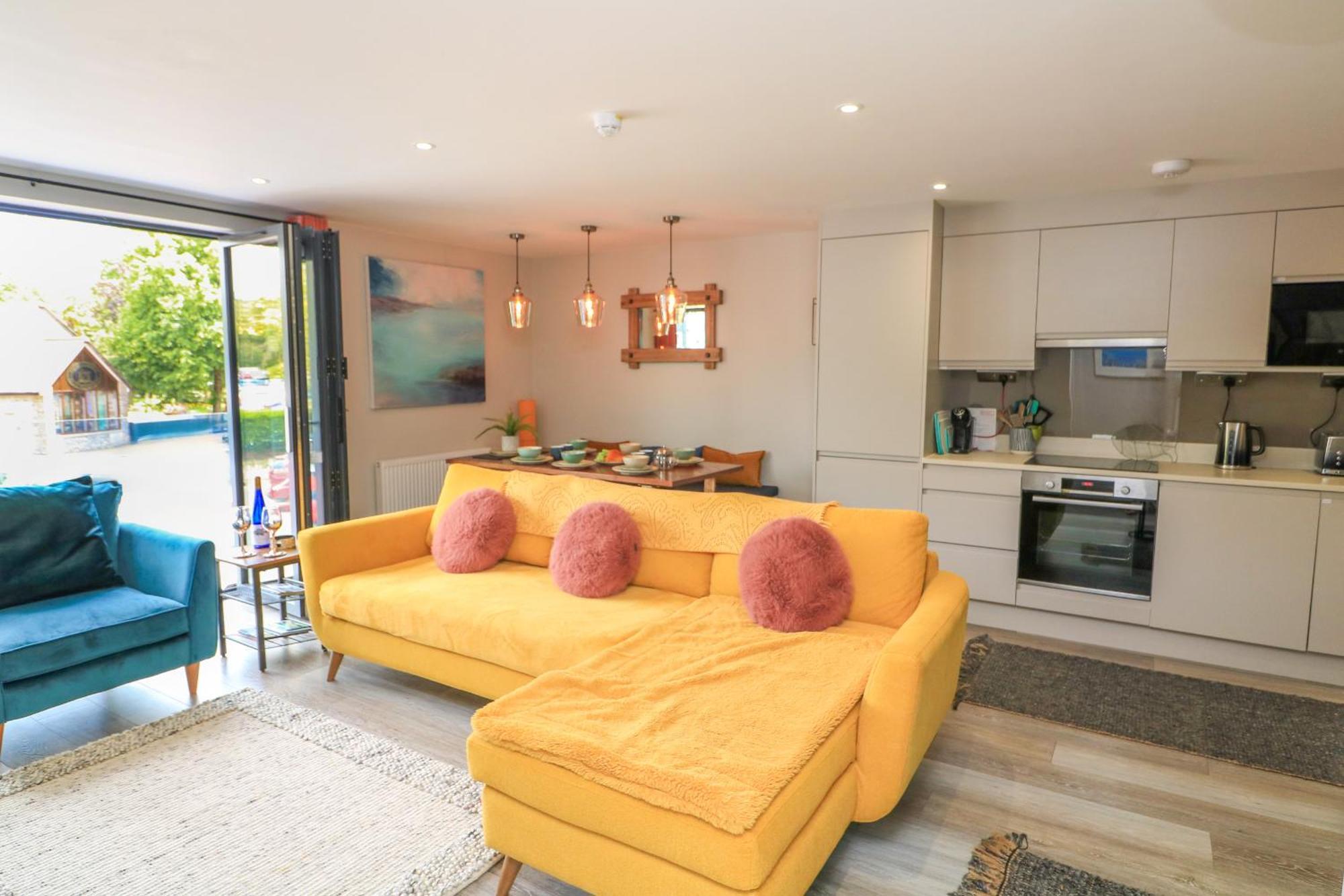 Apartment 2 De Courcey House